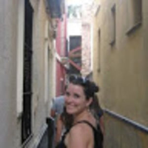 Meet your Posher, Caroline